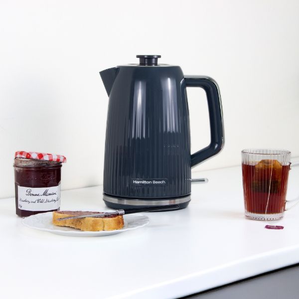Hamilton Beach Miami Kettle and 2 Slot Toaster Bundle Charcoal