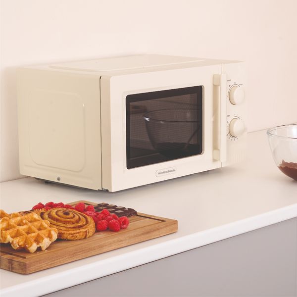Hamilton Beach Miami 20L Microwave Light Sand