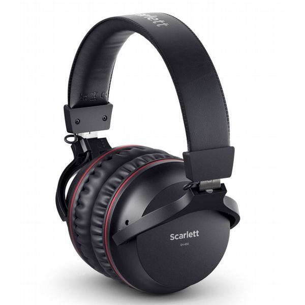 Focusrite Scarlett 2i2 Studio 4th Gen